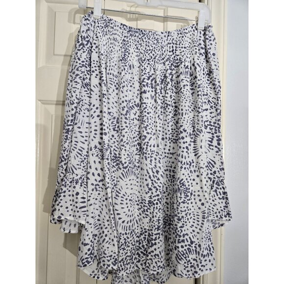 White/Navy Patten Flowy Blouse 2X with wide ruffle sleeves, unique, lightwgt - Picture 1 of 7